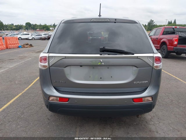 Mitsubishi mivec 2014 JA4AZ3A30EZ016698 Image 16