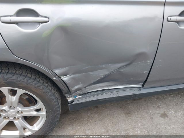 2014 MITSUBISHI OUTLANDER JA4AZ3A30EZ016698 Photo 5