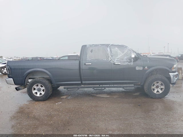 42478766 :رقم المزاد ، 3C6UR5LL6DG570829 vin ، 2013 Ram 2500 Laramie Longhorn مزاد بيع