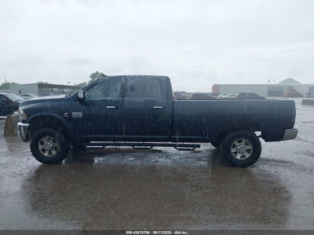 42478766 :رقم المزاد ، 3C6UR5LL6DG570829 vin ، 2013 Ram 2500 Laramie Longhorn مزاد بيع