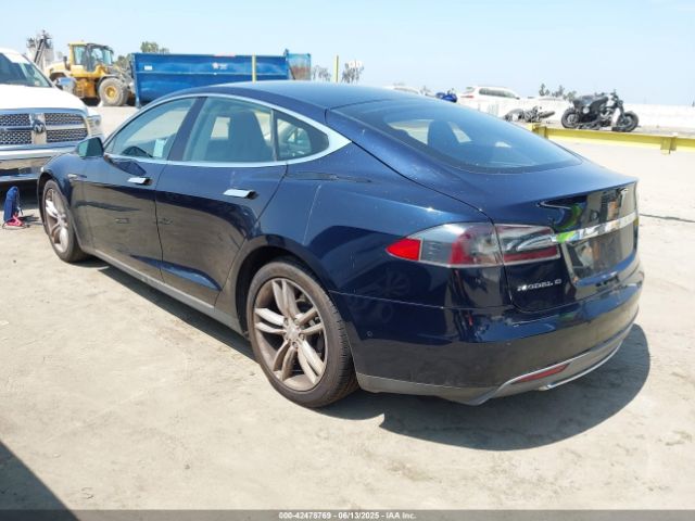 2015 TESLA MODEL S 5YJSA1H14FF080616 Photo 2