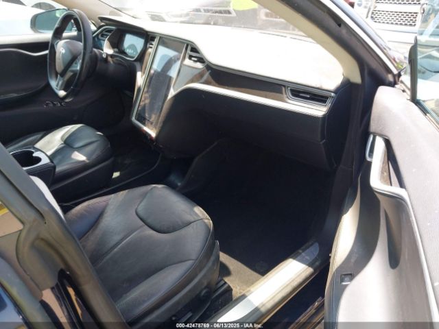 2015 TESLA MODEL S 5YJSA1H14FF080616 Photo 4