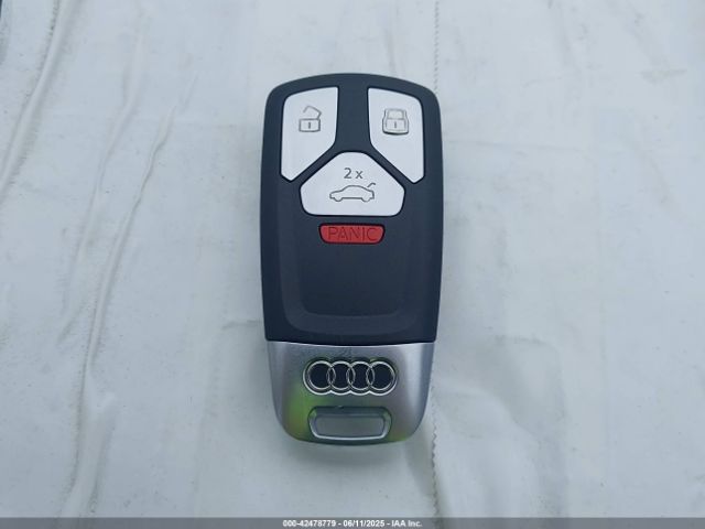 WUAAWCF51MA902926 Audi 2021
