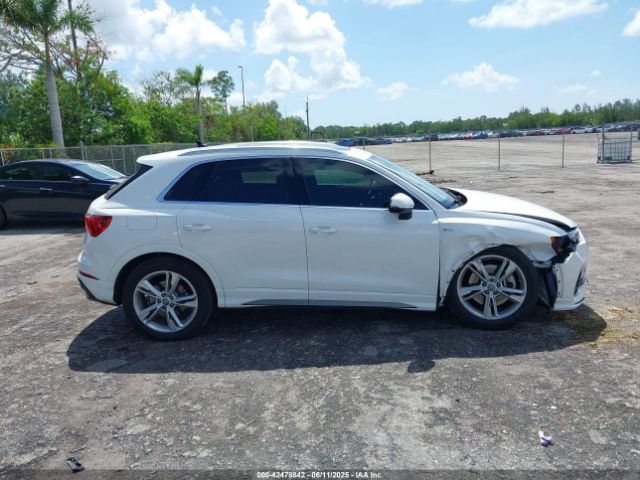 WA1DECF38L1030491 Audi Q3