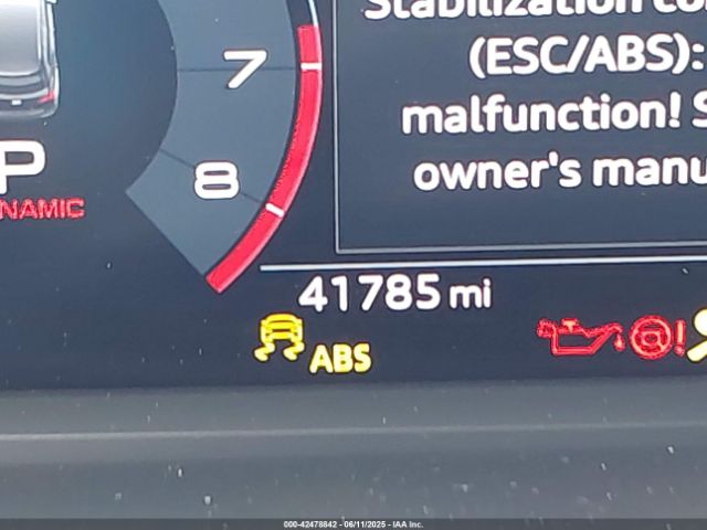 WA1DECF38L1030491 Audi Q3
