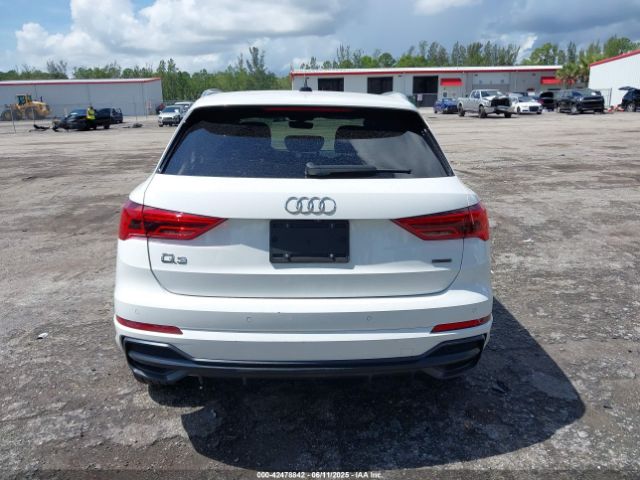 WA1DECF38L1030491 Audi Q3
