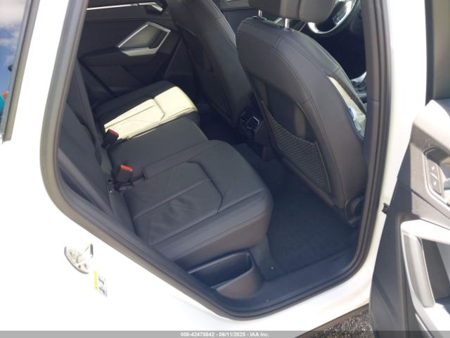 WA1DECF38L1030491 Audi Q3