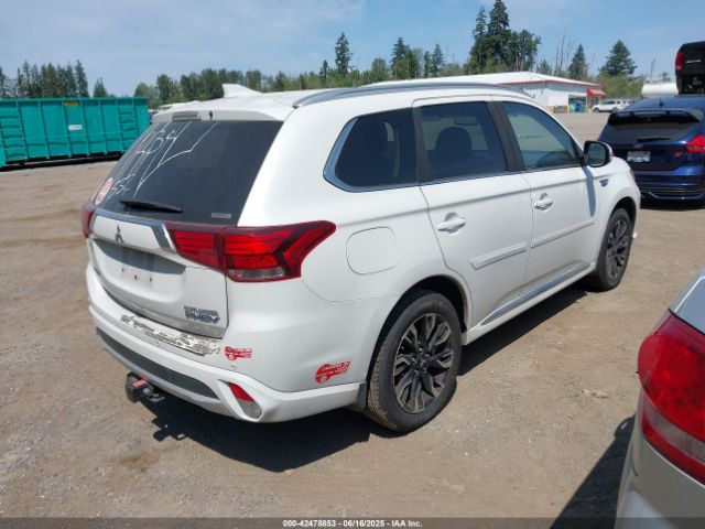 2018 MITSUBISHI OUTLANDER PHEV JA4J24A57JZ050272 Photo 3