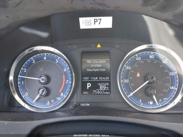 5YFBURHE4HP675062 Toyota COROLLA LE