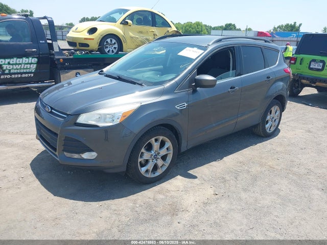 1FMCU0GX5FUA73978 Ford ESCAPE SE