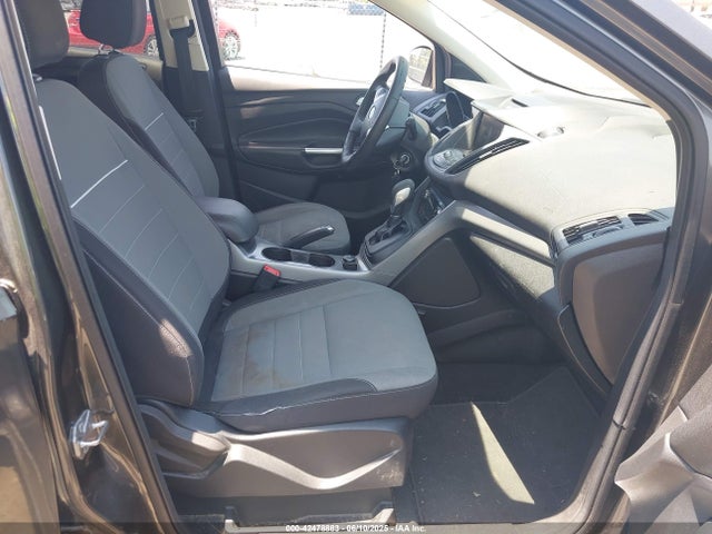 1FMCU0GX5FUA73978 Ford ESCAPE SE
