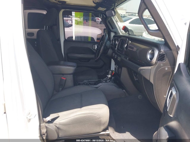 1C4HJXEG4KW517784 Jeep 2019