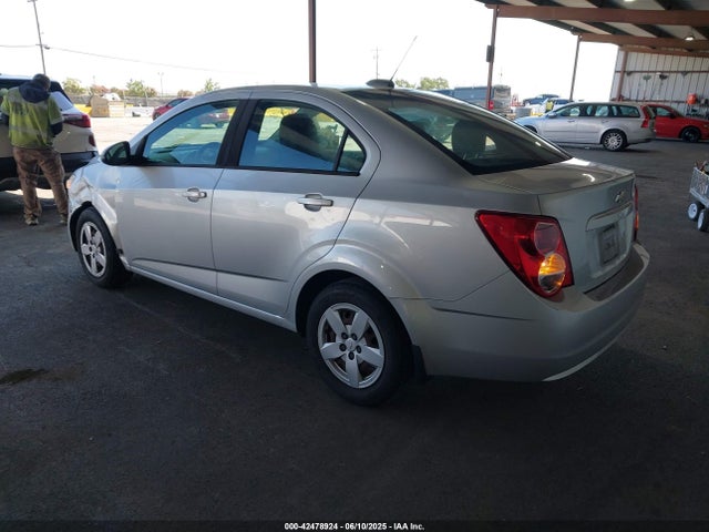1G1JA5SGXF4137384 Chevrolet lwe