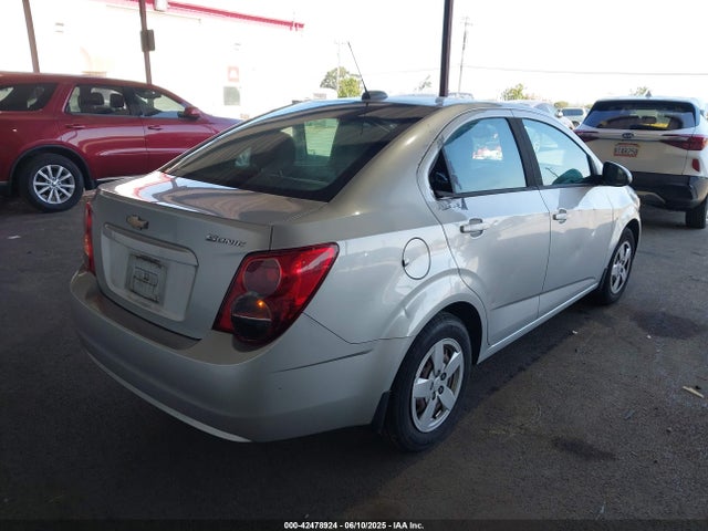 1G1JA5SGXF4137384 Chevrolet lwe