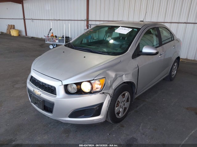 1G1JA5SGXF4137384 Chevrolet lwe