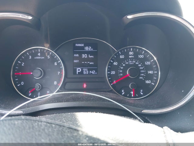 KNAFK4A69G5579630 KIA mpi nu