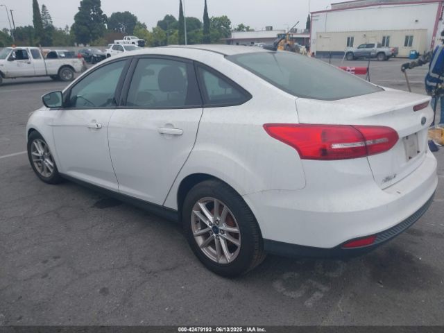 2016 FORD FOCUS 1FADP3F24GL255000 Photo 2