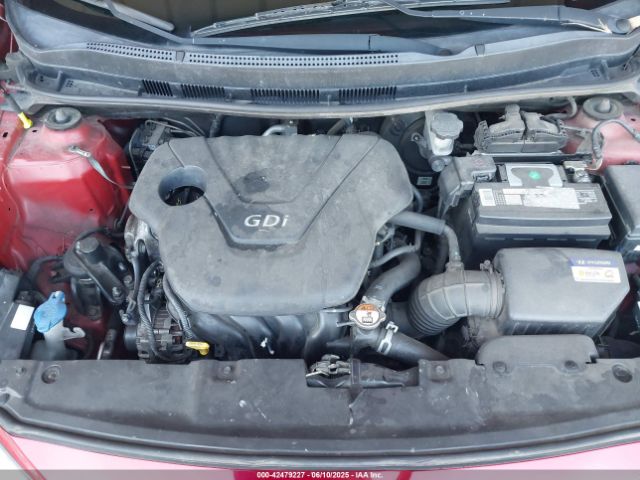 KMHCT5AE6GU260915 Hyundai ACCENT SE