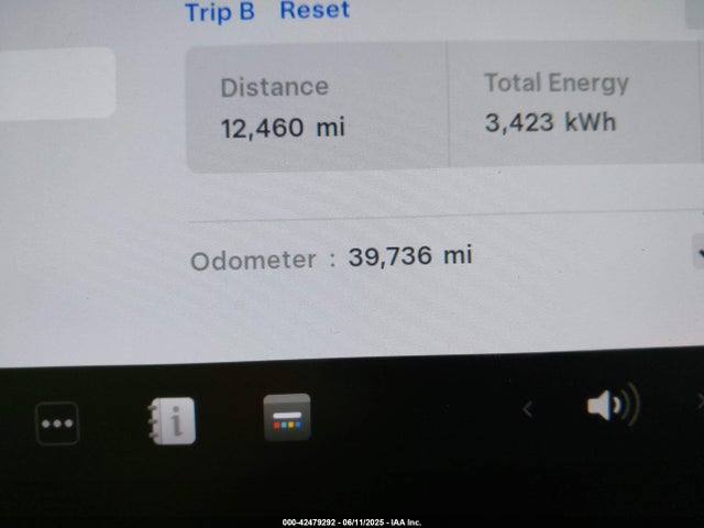 5YJYGDEE4LF043773 Tesla 2020