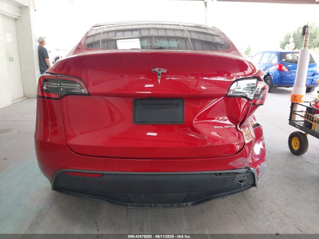 5YJYGDEE4LF043773 Tesla 2020