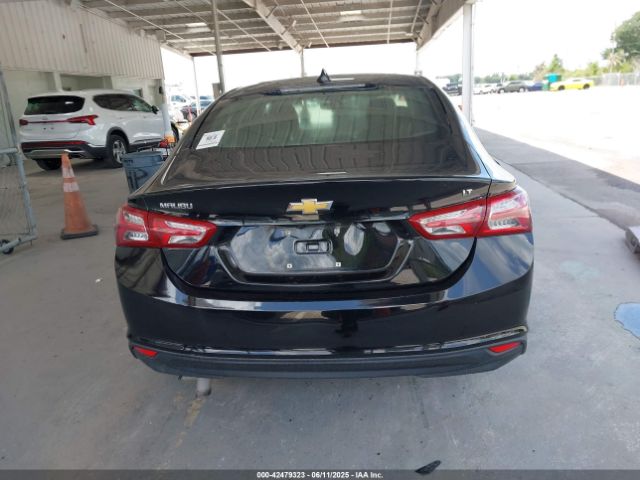 1G1ZD5ST5MF031949 Chevrolet Malibu Fwd Lt