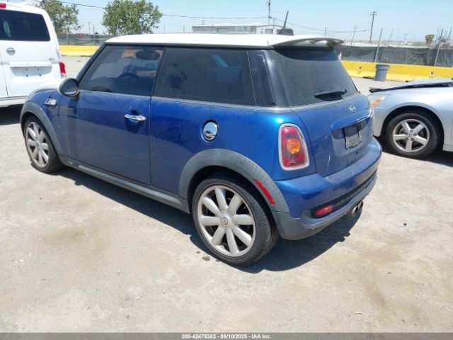 2009 MINI COOPER S WMWMF73539TW83496 Photo 2