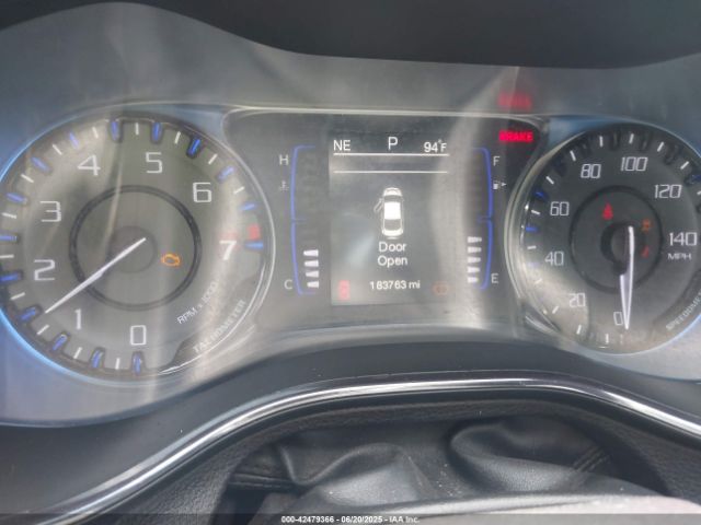 1C3CCCBG9FN518138 Chrysler 200