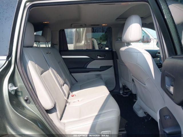 5TDKKRFH6FS044546 Toyota 2gr-fe