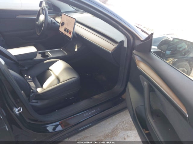2023 TESLA MODEL 3 5YJ3E1EA6PF574362 Photo 4