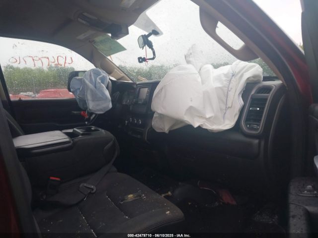 2019 RAM 1500 1C6SRFGTXKN580050 Photo 4