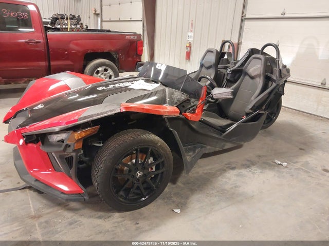 Polaris Slingshot 2024 57XAAFHB7R8165298 Image 2