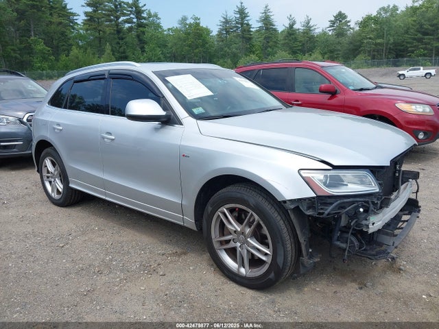 2014 AUDI Q5 WA1DGAFP2EA027221 Photo 0