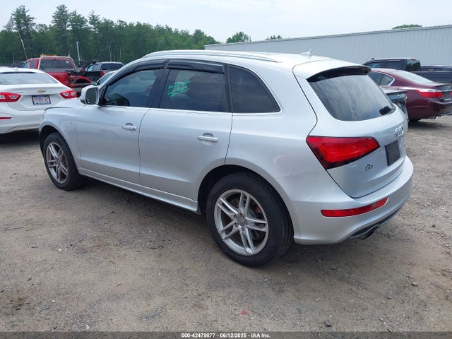 2014 AUDI Q5 WA1DGAFP2EA027221 Photo 2