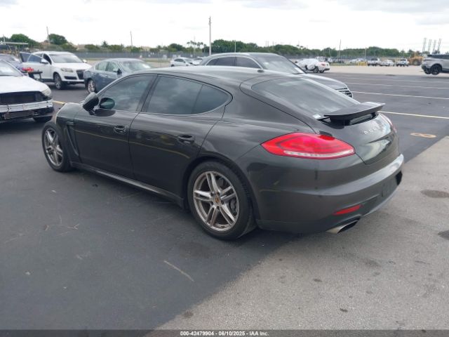 2015 PORSCHE PANAMERA WP0AA2A71FL002436 Photo 2
