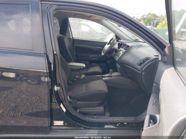 2018 MITSUBISHI OUTLANDER SPORT JA4AR3AUXJU015025 Photo 4