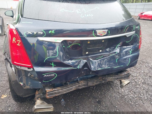 2017 CADILLAC XT5 1GYKNDRS7HZ286145 Photo 5