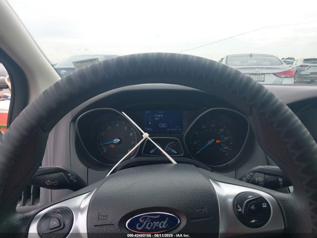 Ford FOCUS SE 2014 1FADP3K2XEL170956 Image 7