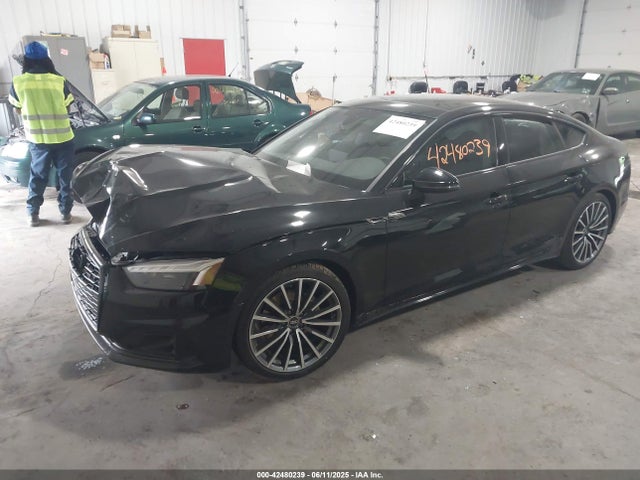 2022 AUDI A5 SPORTBACK WAUCBCF5XNA028477 Photo 1