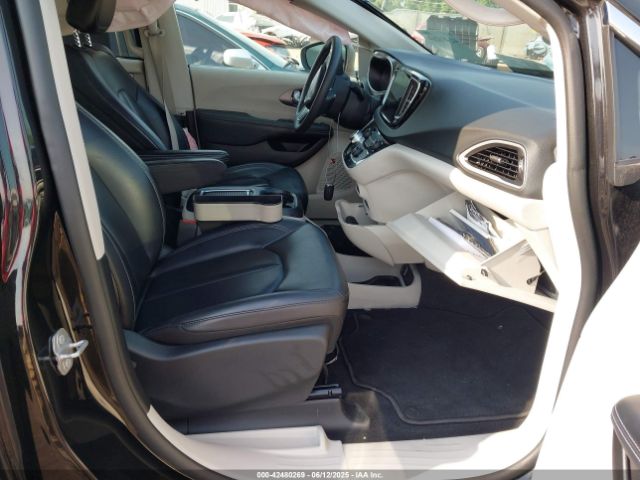 2023 CHRYSLER PACIFICA 2C4RC1BG0PR533366 Photo 4