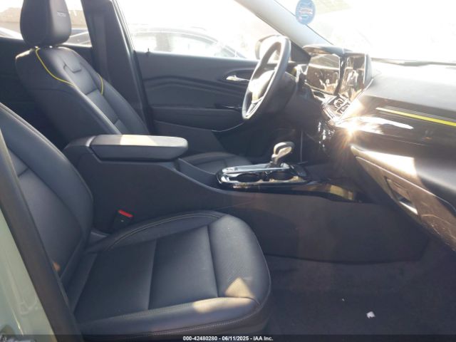 2025 CHEVROLET TRAX KL77LKEP3SC018076 Photo 4