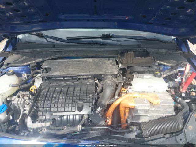 2019 HYUNDAI IONIQ HYBRID KMHC65LC8KU169771 Photo 9