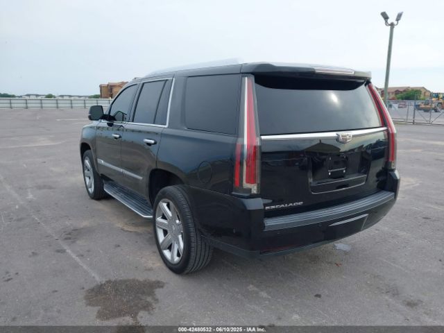 1GYS3BKJ0HR310264 Cadillac Escalade Luxury