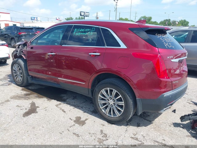 2018 CADILLAC XT5 1GYKNCRS0JZ168518 Photo 2