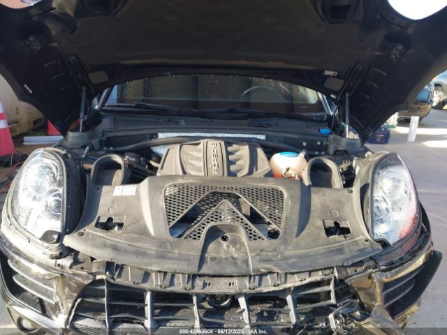2018 PORSCHE MACAN WP1AB2A50JLB30606 Photo 9