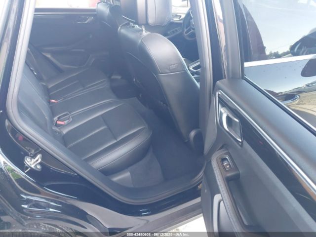 2018 PORSCHE MACAN WP1AB2A50JLB30606 Photo 7