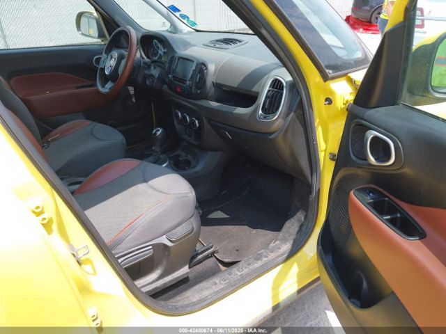 2014 FIAT 500L ZFBCFADH0EZ020742 Photo 4