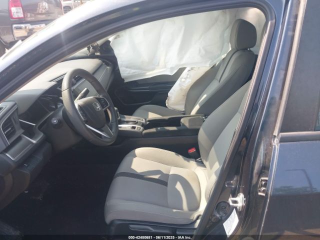 2018 HONDA CIVIC 2HGFC2F7XJH586223 Photo 4