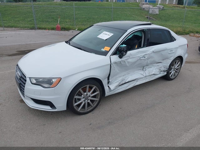 2015 AUDI A3 WAUACGFF8F1089669 Photo 1