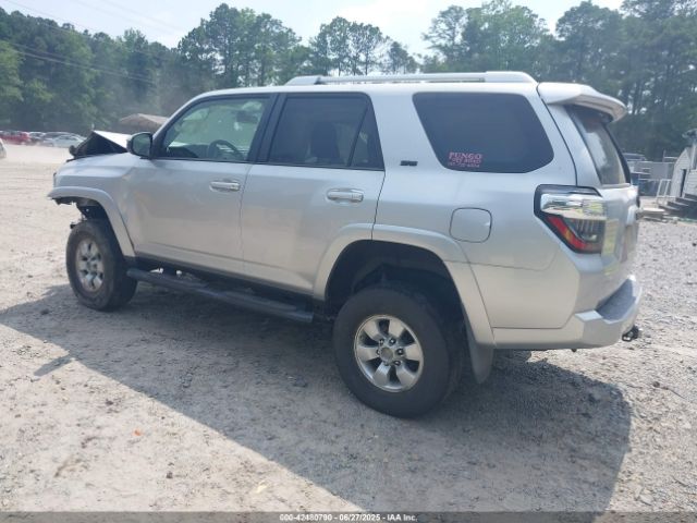 2015 TOYOTA 4RUNNER JTEBU5JRXF5230112 Photo 2