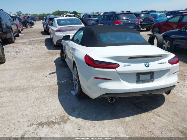 2020 BMW Z4 WBAHF3C04LWW76724 Photo 2